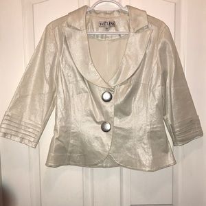 🧵 Pearl & Silver Blazer